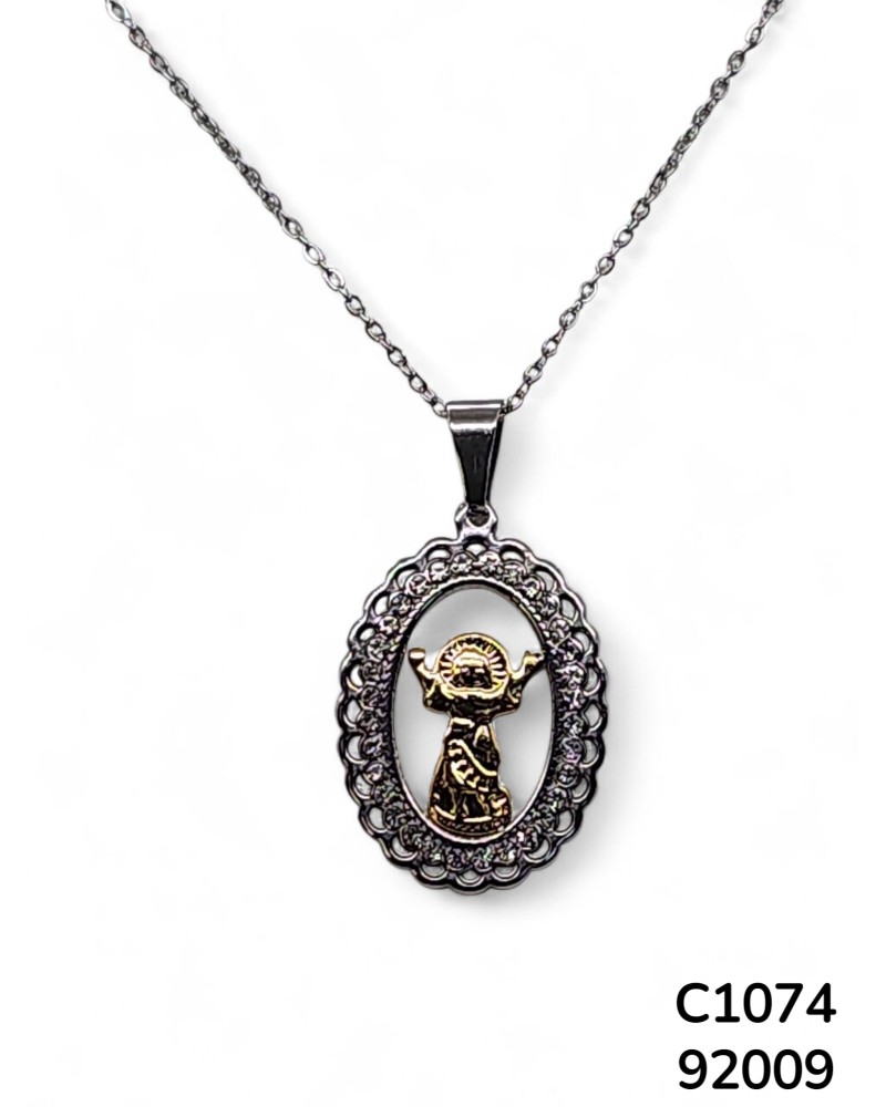 C1074 Cadena con colgante ovaladodel Divino Niño y detalles de cristal