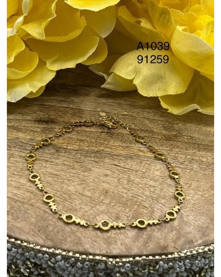 Tobillera delicada con eslabones bañada en oro – Accesorio minimalista