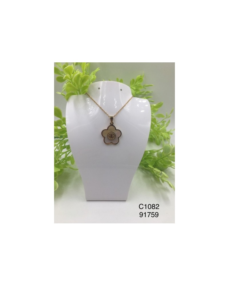 Collar con colgante floral