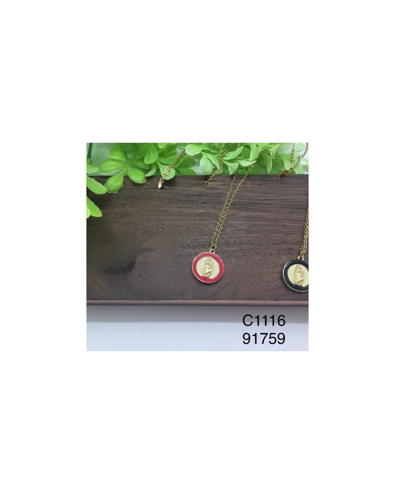 Collar con colgante de la Virgen de Guadalupe con esmalte de colores