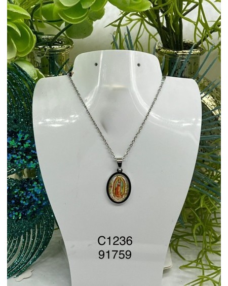 Collar de la Virgen de Guadalupe con marco ovalado negro