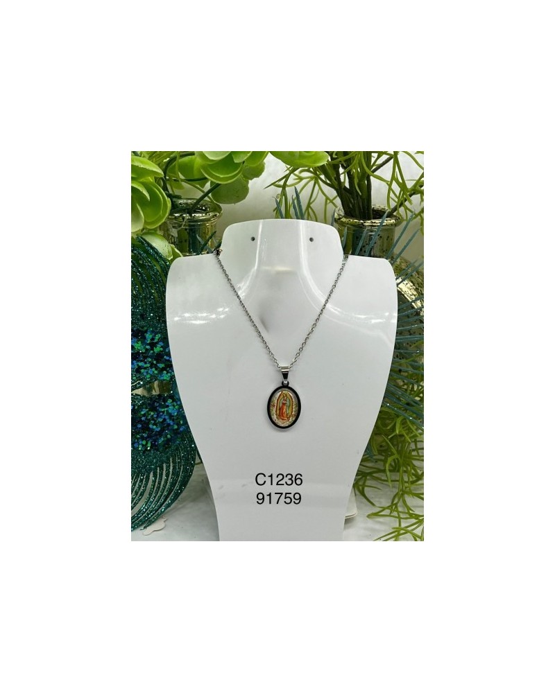 Collar de la Virgen de Guadalupe con marco ovalado negro