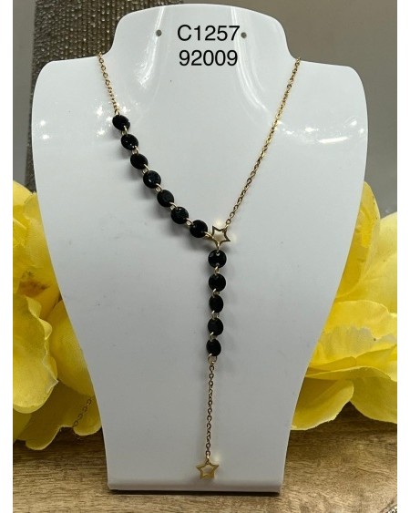 Collar de estrella con cuentas negras