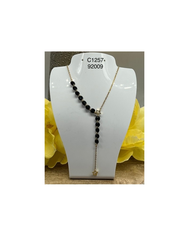 Collar de estrella con cuentas negras