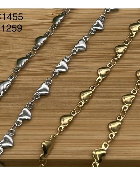 Collar con Eslabones en Forma de Corazón | Joyería Romántica y Sofisticada