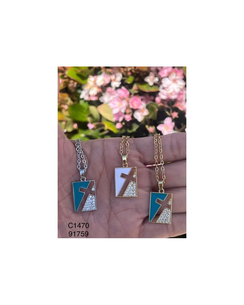 Collar con Cruz Geométrica Esmaltada | Joyería Religiosa Moderna