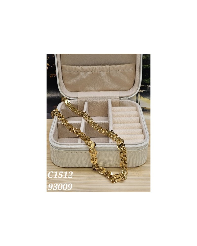 Collar con Cadena de Eslabones Planos | Joyería Clásica y Versátil