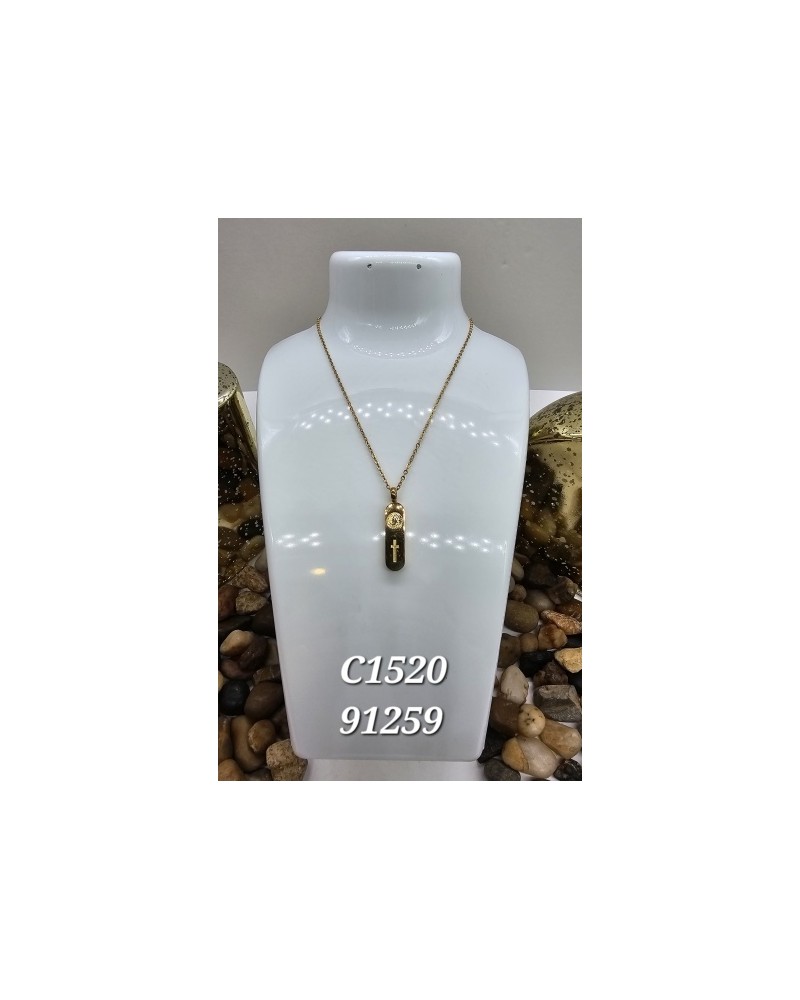 Collar con Cruz y Virgen | Joyería Religiosa con Significado Profundo