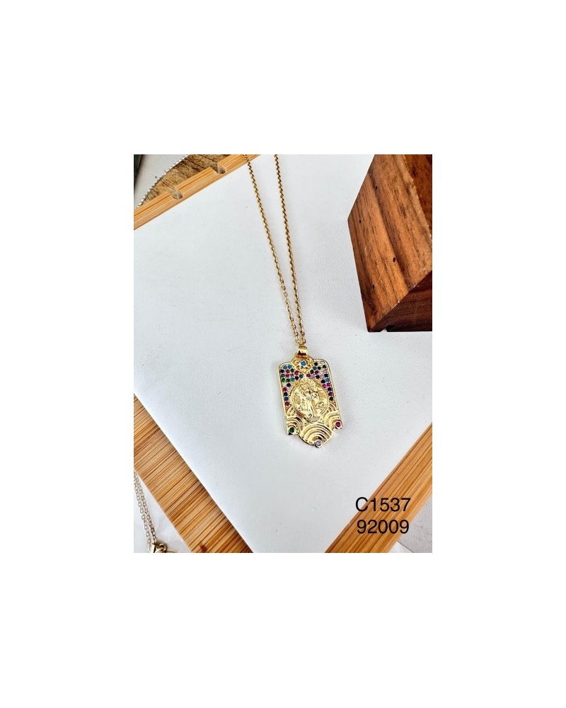 Collar con Medallón de Gemas de Colores | Brillo y Estilo en una Pieza