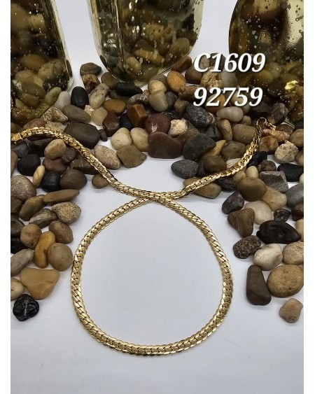 Cadena Plana Dorada - Joyería Versátil para Cualquier Ocasión