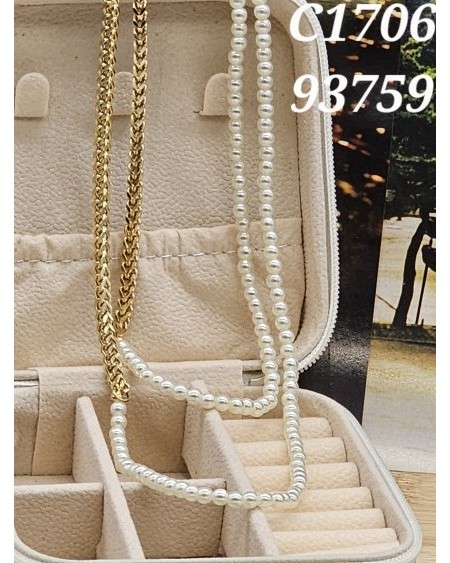 Collar con Corazones Dorados - Un Toque Romántico y Sofisticado