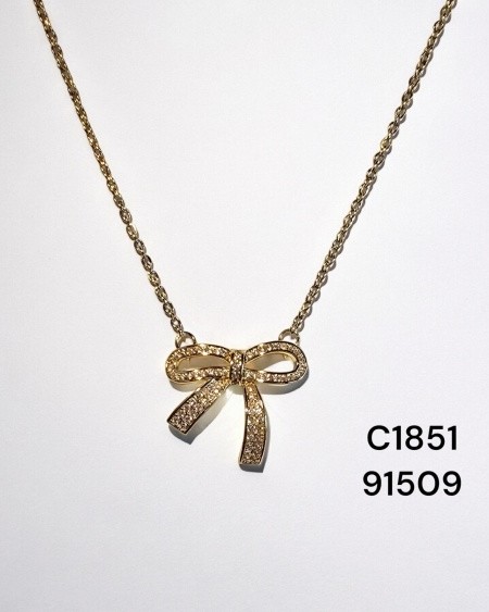 Colgante de Lazo Brillante - Joyería Glamourosa en Acero Inoxidable