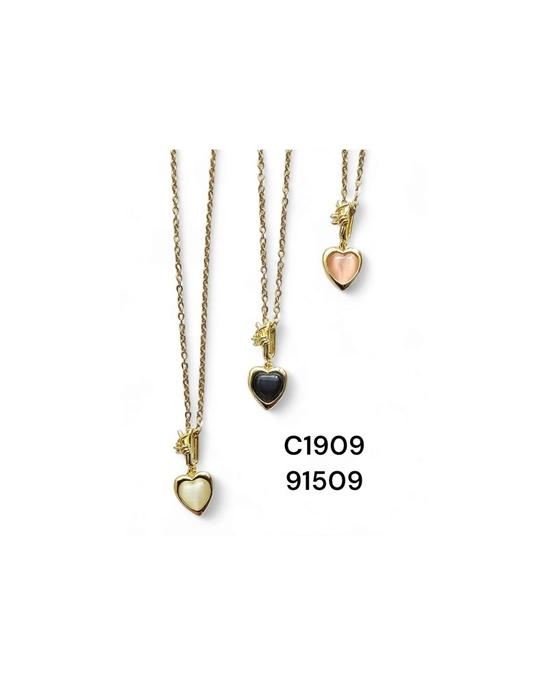 Collar de corazón con piedras de colores