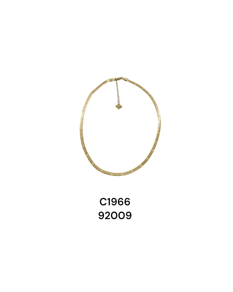 Collar de Tejido Fino Dorado en Acero Inoxidable – Joyería Minimalista