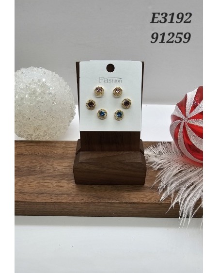 E3192 – Set de Aretes con Cristales de Colores – Sofisticación y Brillo