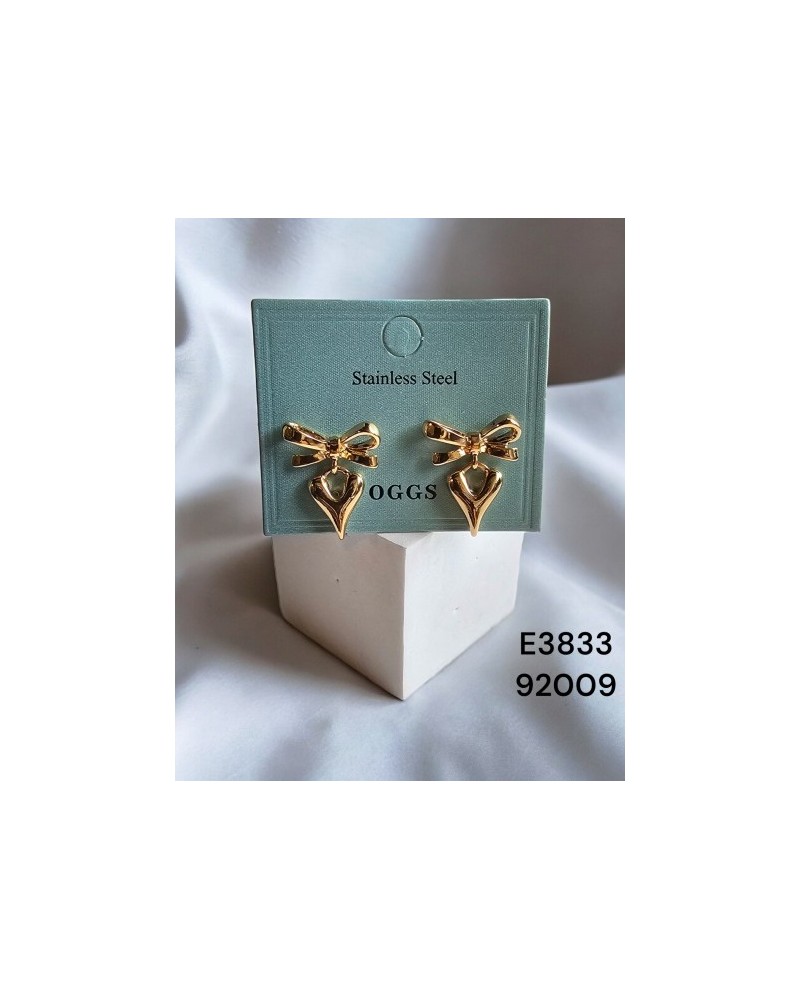E3833 – Aretes de Lazo y Corazón – Románticos y Delicados E3833 – Aretes de Lazo y Corazón – Románticos y Delicados