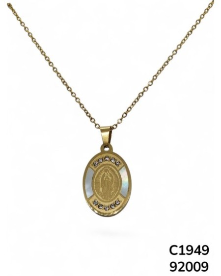 C1949 Cadena con Dijes de la Virgen de Guadalupe con detalles de concha nacar y cristales