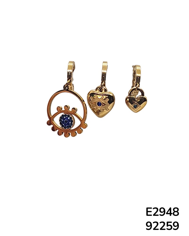 E2948 - Aretes con Tres Charms