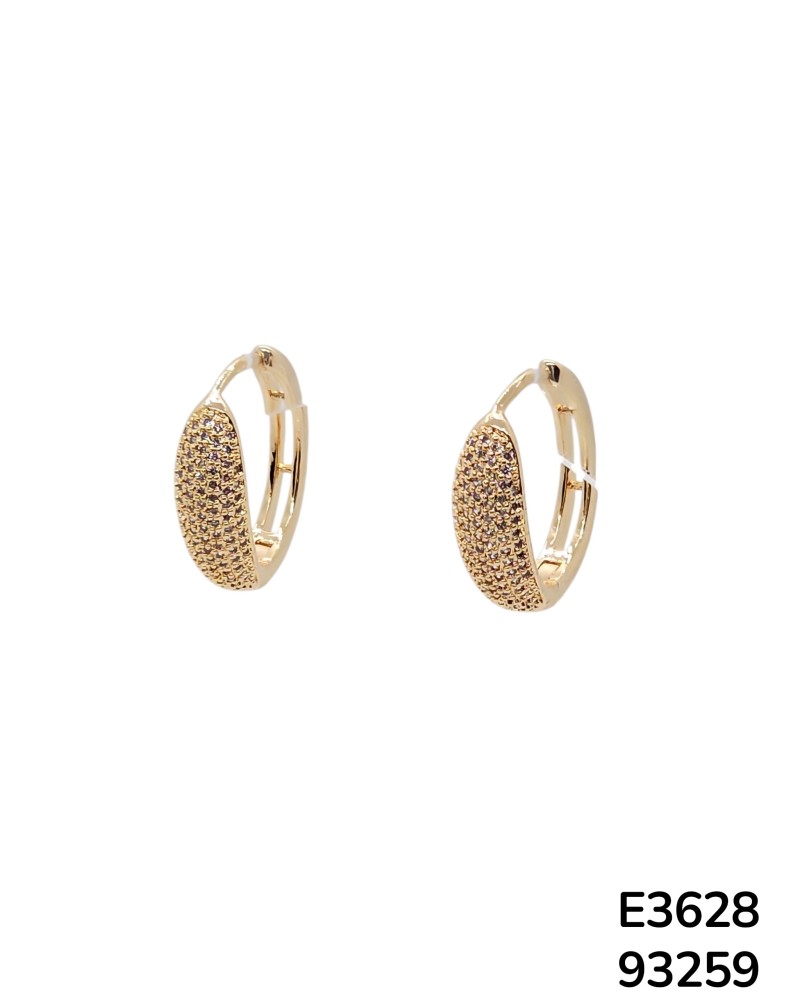 E3628 – Aros Ovalado Dorado con Pavé