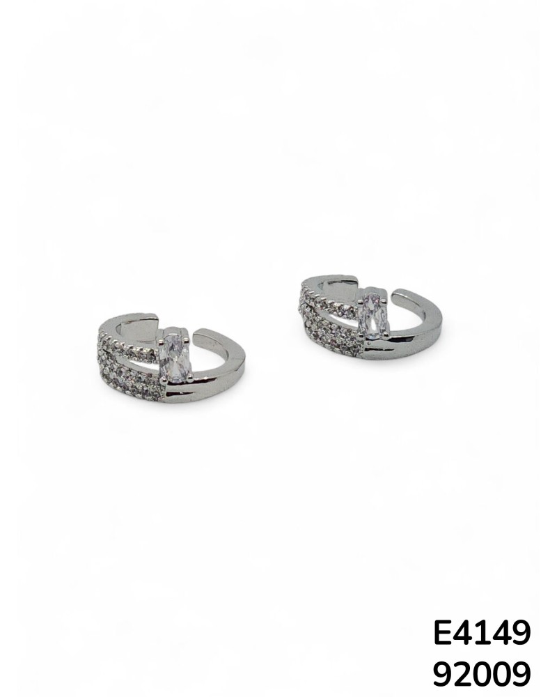 E4149 Aretes Ear Cuffs plateados de Chapado en oro en espiral y detalles de cristal