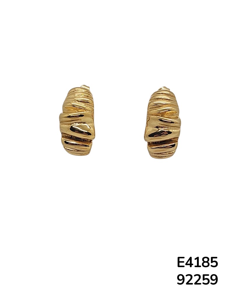 E4185 – Aretes de medio aro de Acero Inoxidable con diseño texturizado