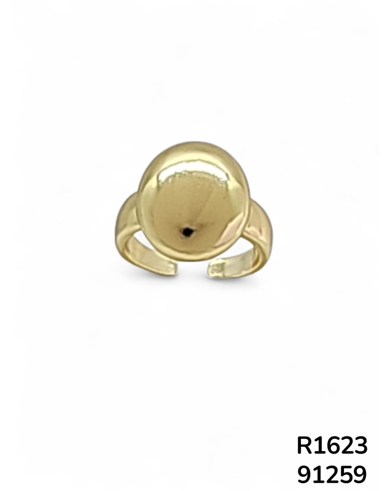 R1623: Anillo dorado con forma esferica