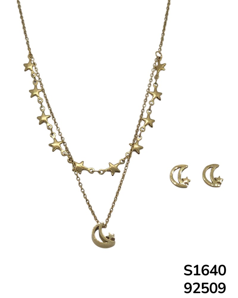S1640 Conjunto de Cadena doble con Dije de Luna y Estrellas y aretes que hacen juego.