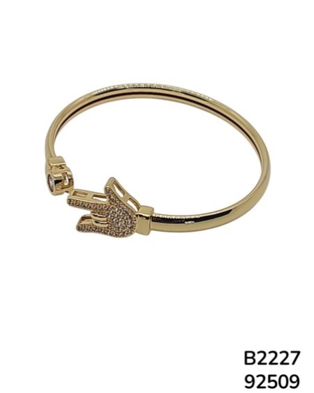 B2227 Brazalete con Dije de Mano y Detalle de Cristal